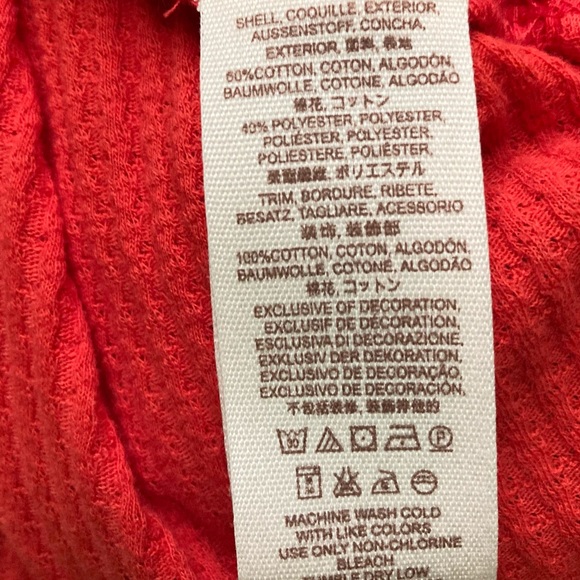 *SOLD* Like New Free People V-Neck Blouse - Picture 6 of 6